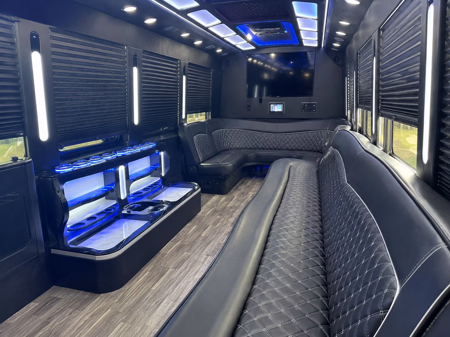 Dallas Homecoming & Prom Party Bus Rentals