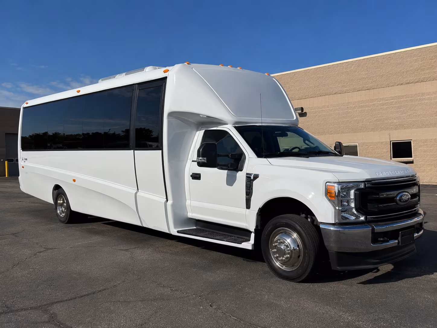 Dallas Wedding Transportation & Shuttle Service